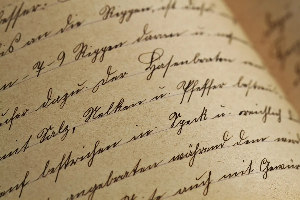How to Improve Your Handwriting for Everyday Writing: Drills, Posture and Pen Choice